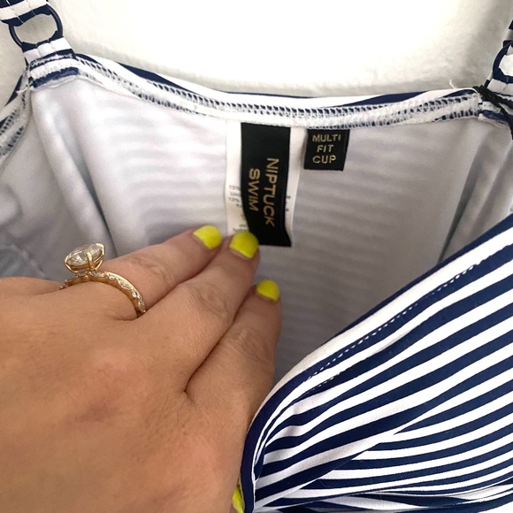 NWT Niptuck Sorrento Stripe One-Piece Swimsuit | Size 4 | Tummy Control - Picture 4 of 8